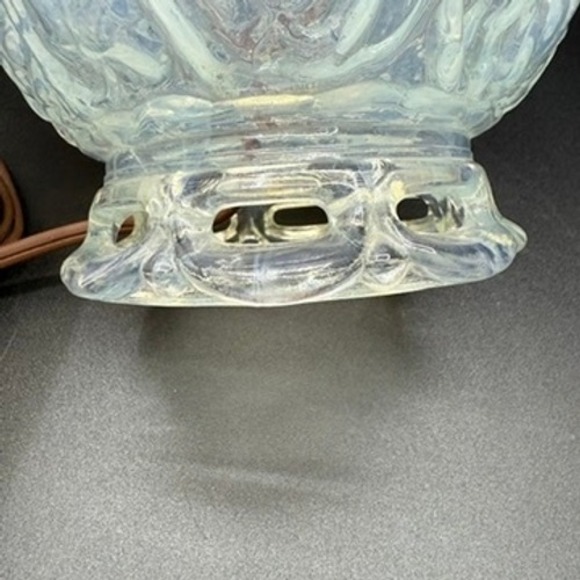 Vintage Opaline Glass Lamp Embossed Floral Egg Shaped Bedside Table 50s READ - Picture 6 of 16